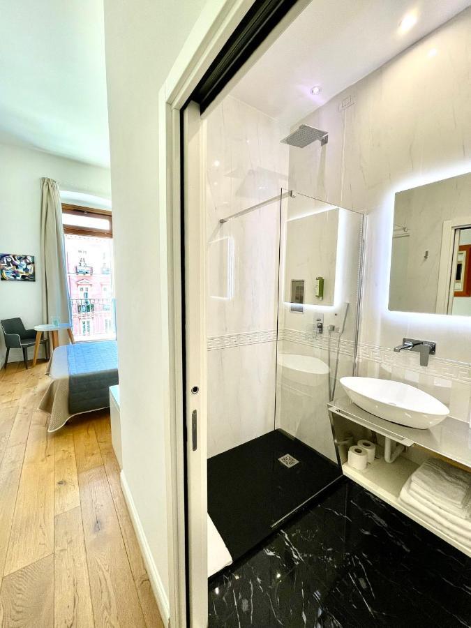Deluxe Double or Twin Room City View