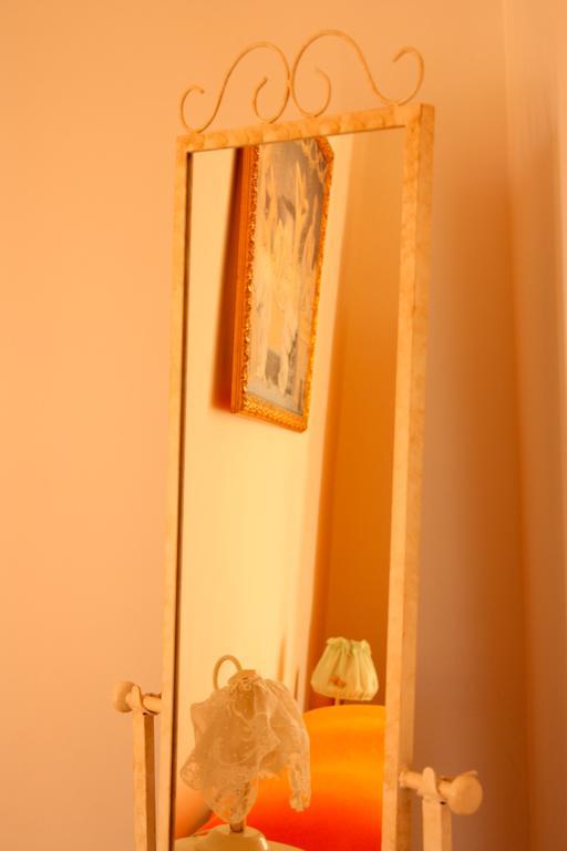 Tweepersoonskamer met 1 of 2 Bedden en Eigen Externe Badkamer