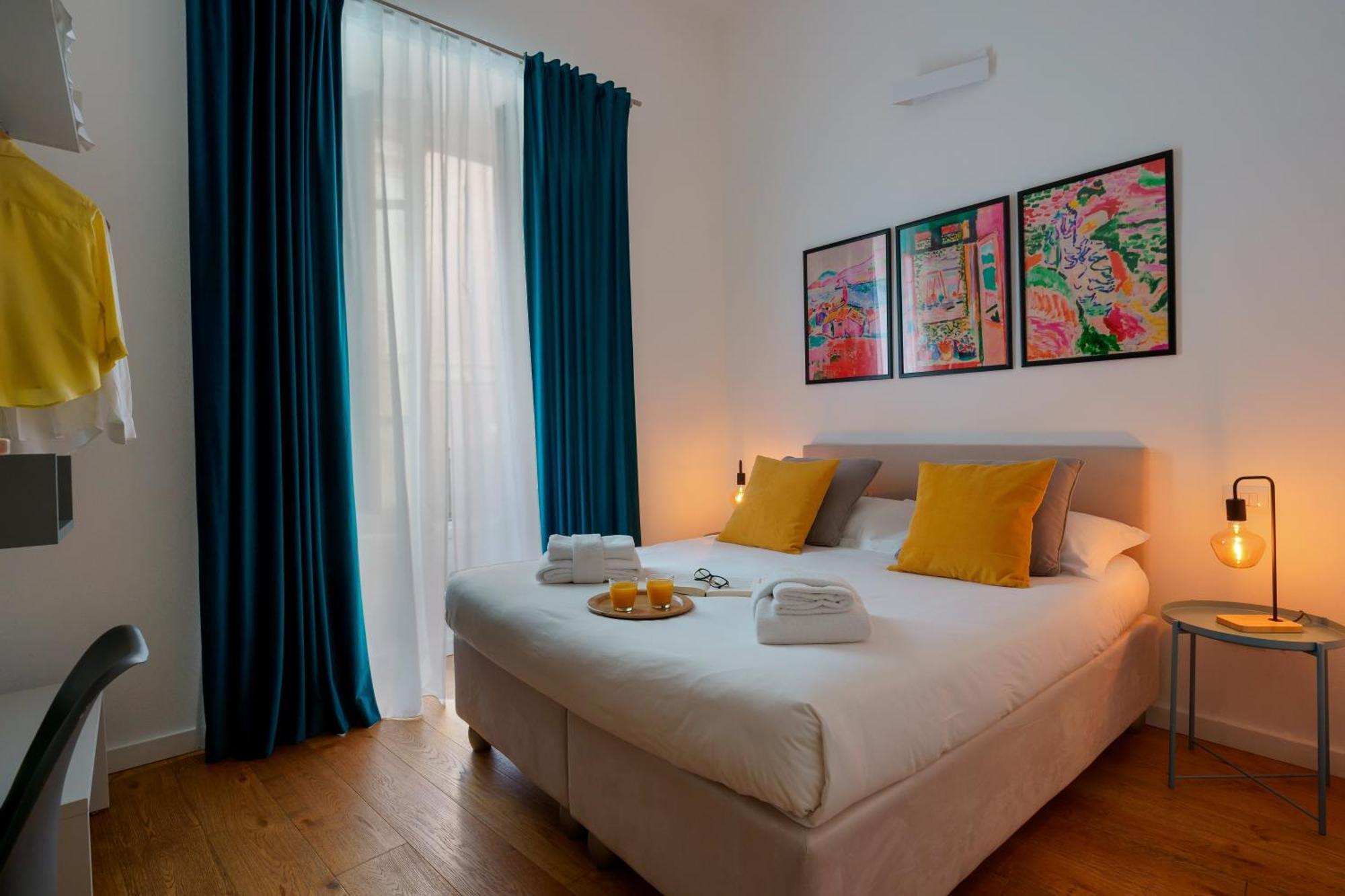 Large Double or Twin Room