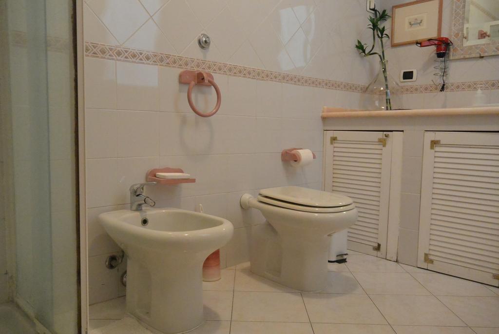 Double Room with Private External Bathroom