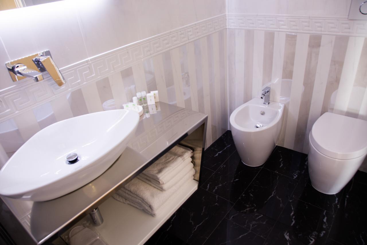 Deluxe Double or Twin Room City View