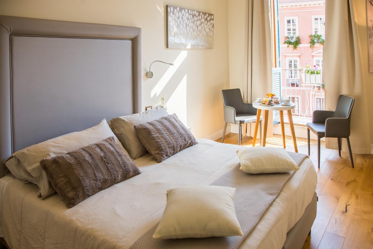 Deluxe Double or Twin Room City View