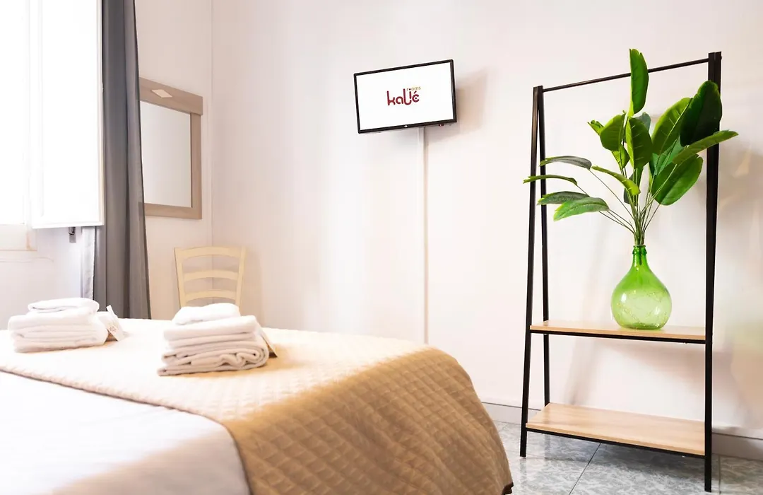 Kalie Rooms Guest House-1