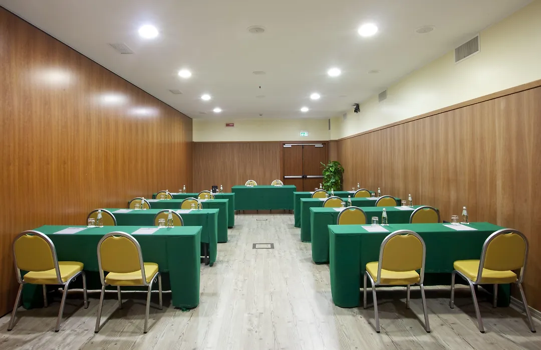Holiday Inn Cagliari By Ihg-1
