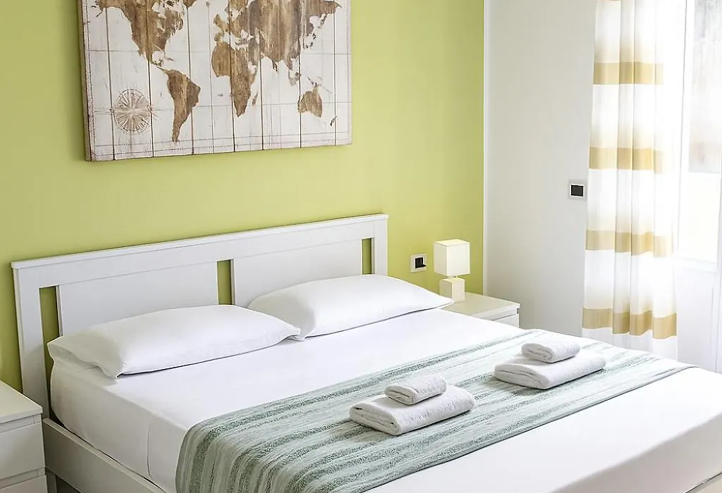 Iris Rooms-1