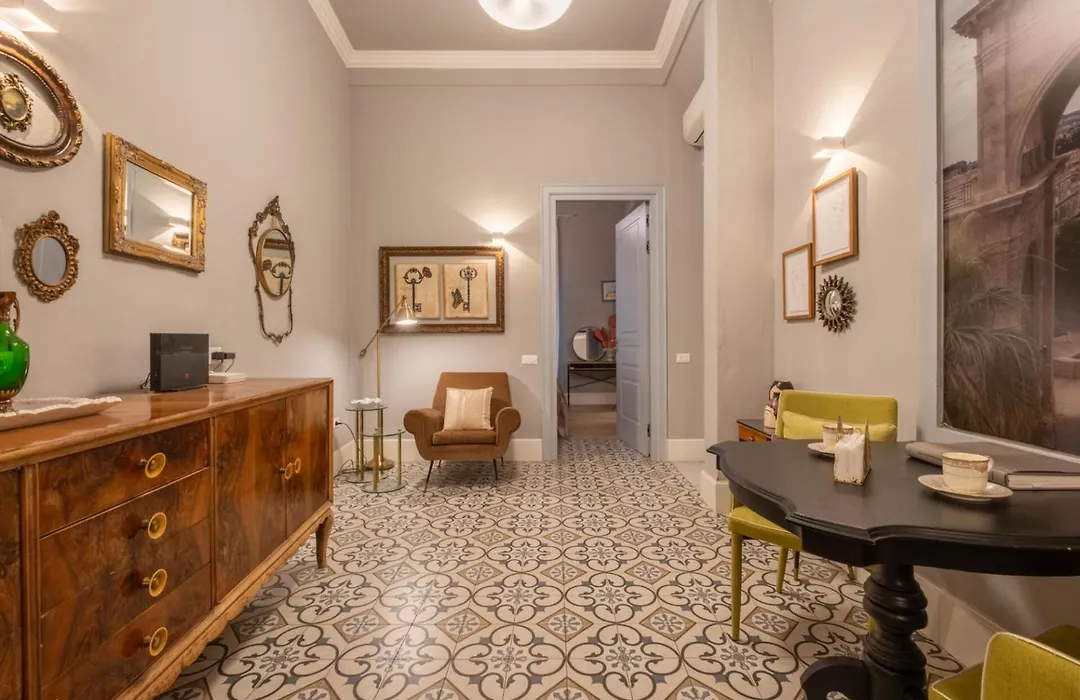 Guest House 73-1