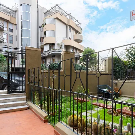 Kalie Rooms Guest House-2